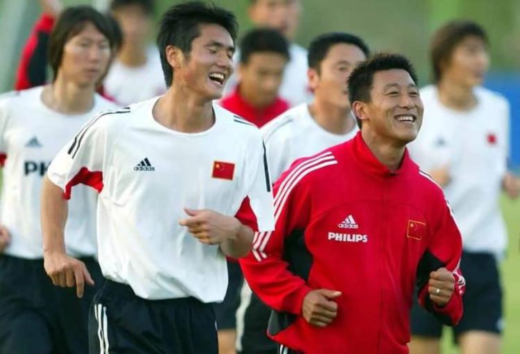 中国队打入世界杯「中国队打进世界杯的最大功臣不是米卢而是张吉龙」