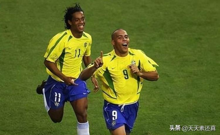 淘汰赛连赢四支欧洲球队巴西五次世界杯夺冠只有02年做到了