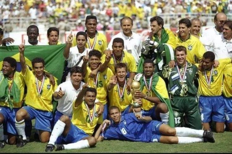 1994年 世界杯,介绍历届世界杯足球名称