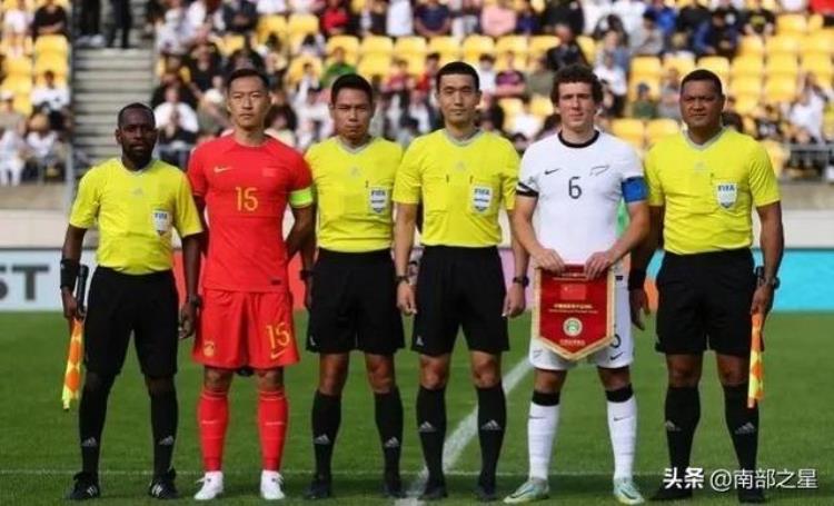 国足冲击2022年世界杯「亚洲豪强都在秀唯独国足在挨揍2030年世界杯恐怕也没戏」