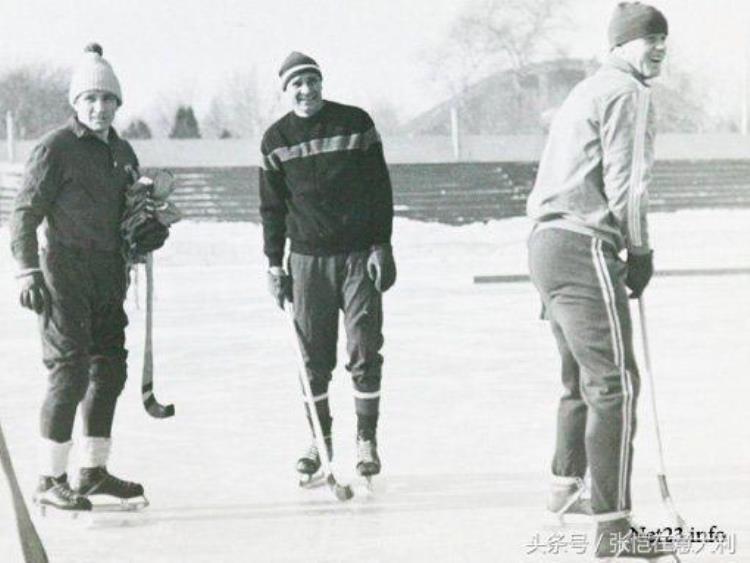 球场上的达芬奇「足坛达芬奇1963年金球奖足球冰球曲棍球三项运动他都是国门」