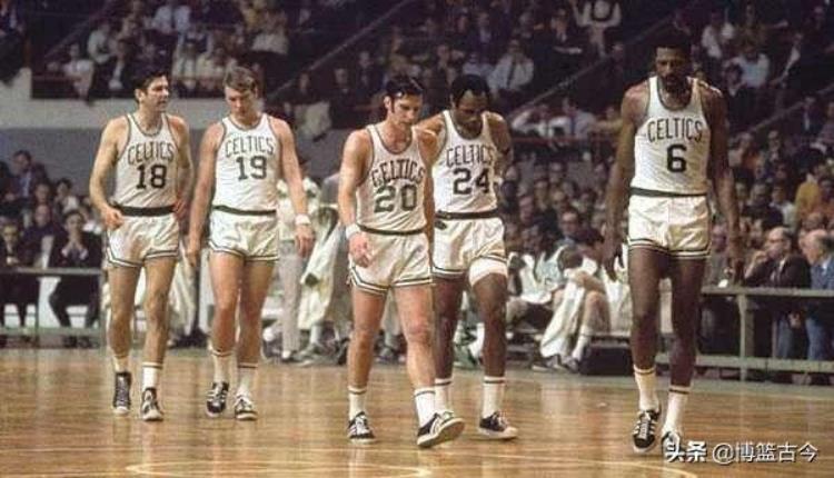 谁是NBA历史最强球队王朝公牛OK湖人还是五小勇士
