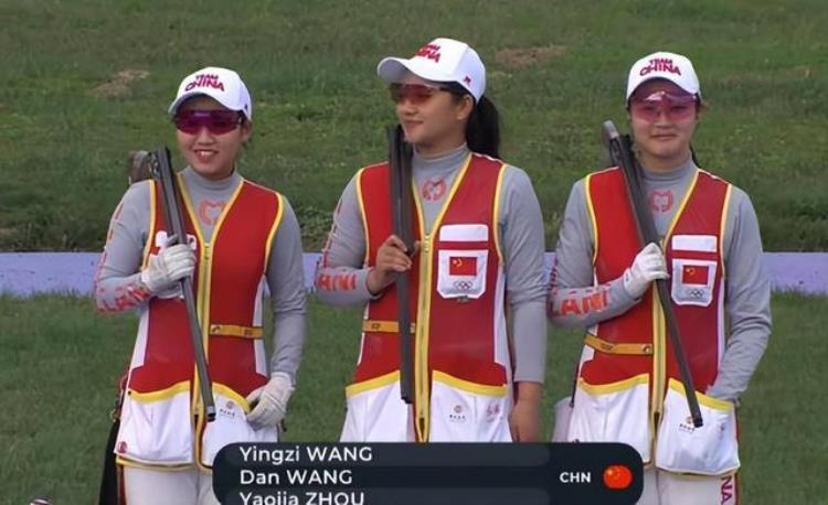 中国队获奖「恭喜中国队获世界冠军50绝杀美国队姑娘们高举五星红旗」