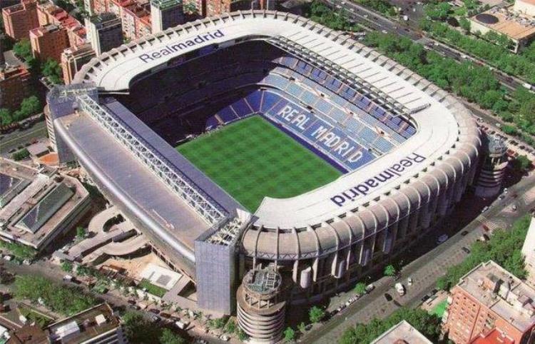那不勒斯球场改名马拉多纳球场「那不勒斯主场更名马拉多纳球场有多大成就才能获此荣耀」