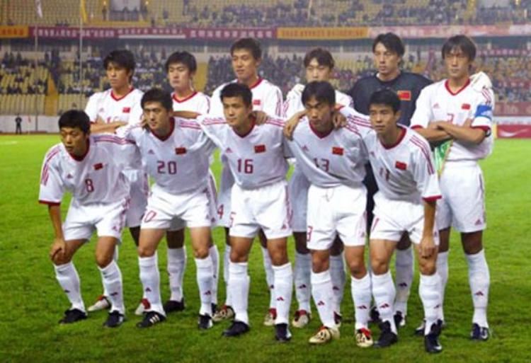 02年世界杯中国队长「老兵不死02世界杯中国队最后一人35岁高龄依旧在战斗」