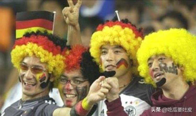 韩日世界杯回顾红黄牌满天飞日耳曼战车力擒非洲雄狮昂首晋级