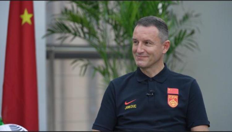 专访国足主教练扬科维奇从执教国足第一天就定下了目标