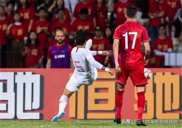 国足回传乌龙球,亚洲杯中国足球最新战况