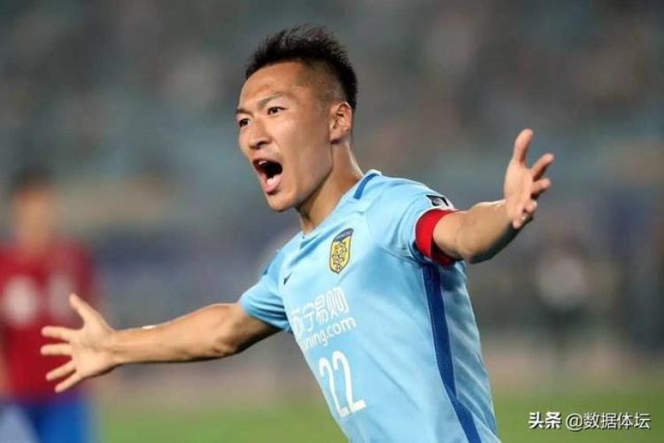 中国各省足球运动员名单大全「大量动图全国32个省直辖市最具代表性的足球运动员盘点」