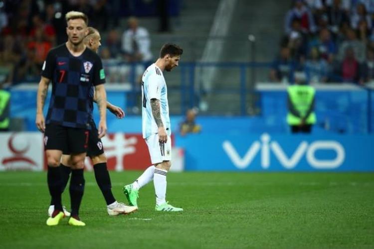 阿根廷惨败重遇02世界杯噩梦巴蒂的泪水梅西终于感同身受