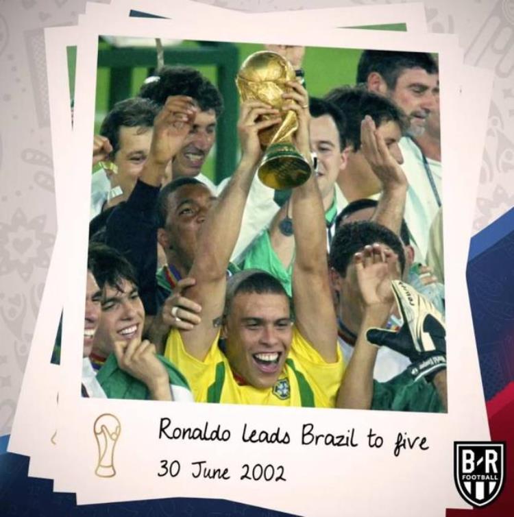 02年世界杯巴西夺冠阵容「世界杯智回忆02年的今天巴西加冕五星大罗阿福头你还记得吗」