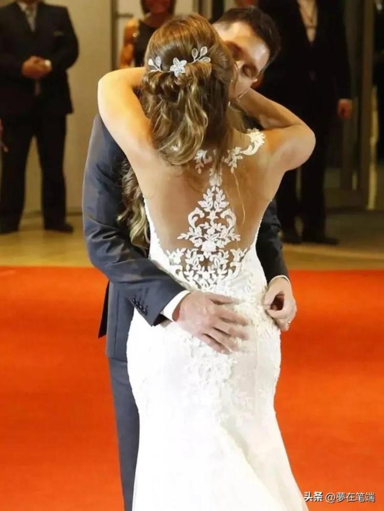 足球梅西老婆「球王梅西球技和人品都是一绝对老婆很专一堪称最完美情人」