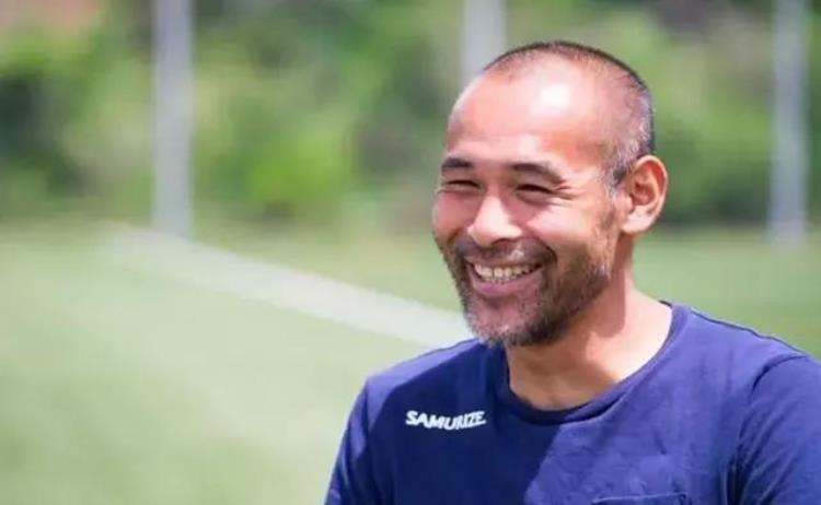 日本足球队球员「他靠种地养活了一支球队40岁日本前国脚仍追寻着自己的足球梦」