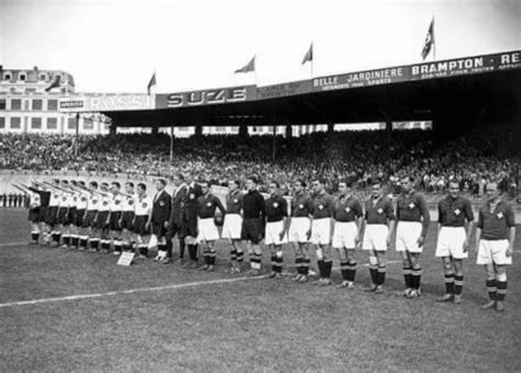 德国球员纳粹庆祝「世界杯的谜团021938年的纳粹德国队」