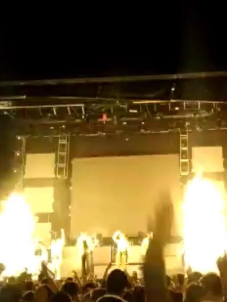西班牙大火「西班牙美艳女明星舞台表演时烟花爆炸在1000名粉丝眼前咽气身亡」