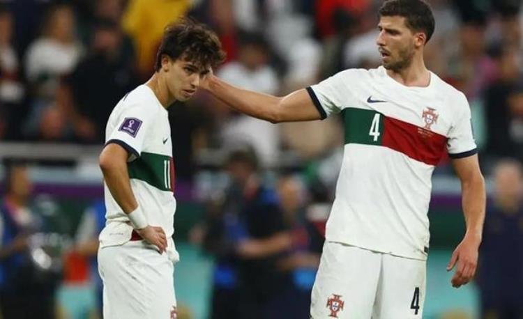 c罗葡萄牙世预赛「葡萄牙悲情出局C罗痛哭流涕5届世界杯落幕没有梅罗大战了」
