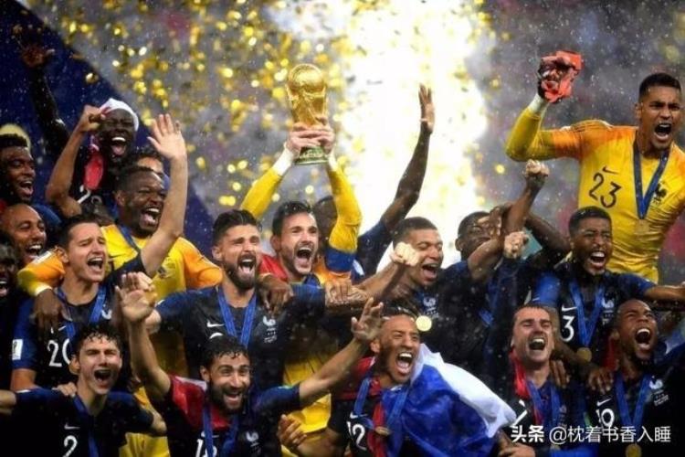 欧洲杯法国遭淘汰「欧洲杯淘汰出局好事成双的法国队终究还是枉费了球迷的喜爱」