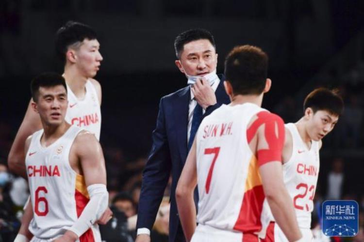 篮球世界杯预选赛中国不敌澳大利亚