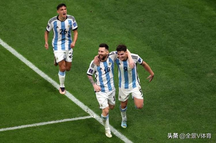 阿根廷世界杯梅西进球「世界杯第20日综述阿根廷完胜晋级决赛梅西终极梦想一步之遥」