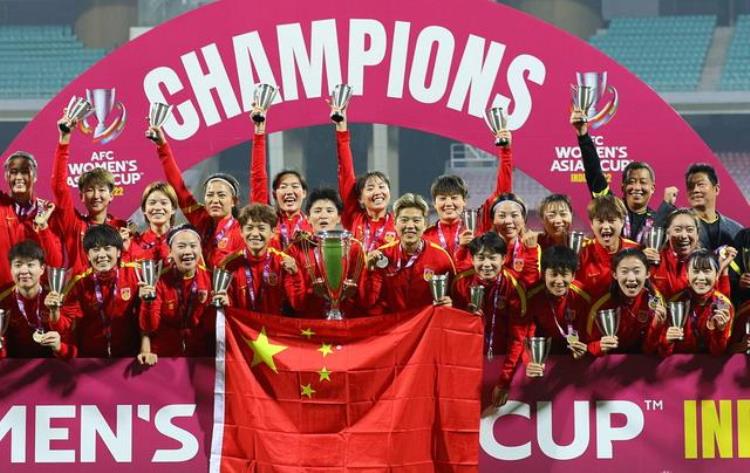 cctv5女足直播最近「CCTV5今晚播出中国女足亚洲杯夺冠专题片5德约科维奇VS大黑马」
