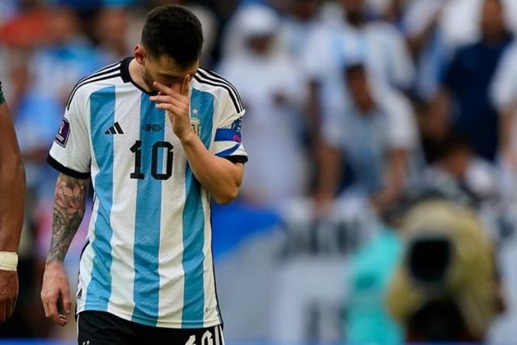 阿根廷对阵韩国「冷门比较德国02韩国阿根廷12沙特哪场比赛更不可思议」