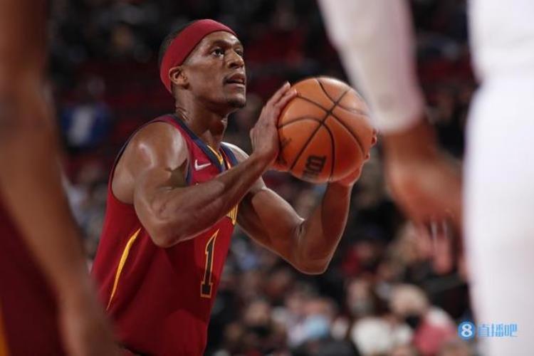 ?NBA手最大的15人小卡乔丹领衔多人掌宽预测身高竟2米62