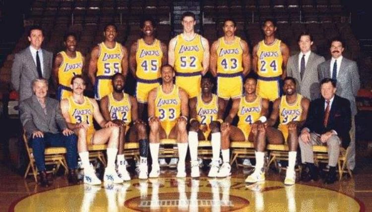 nba历史最强阵容公布「重排NBA历史5大最强阵容19年勇士排第二榜首阵容实至名归」