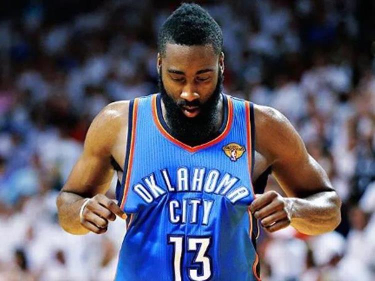 后撤步 哈登「NBA历史首个60三双经典后撤步大胡子詹姆斯哈登」