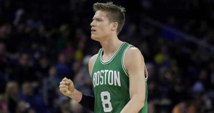 nba底薪球员可以过着怎么样的生活「NBA底薪球员可以过着怎么样的生活」