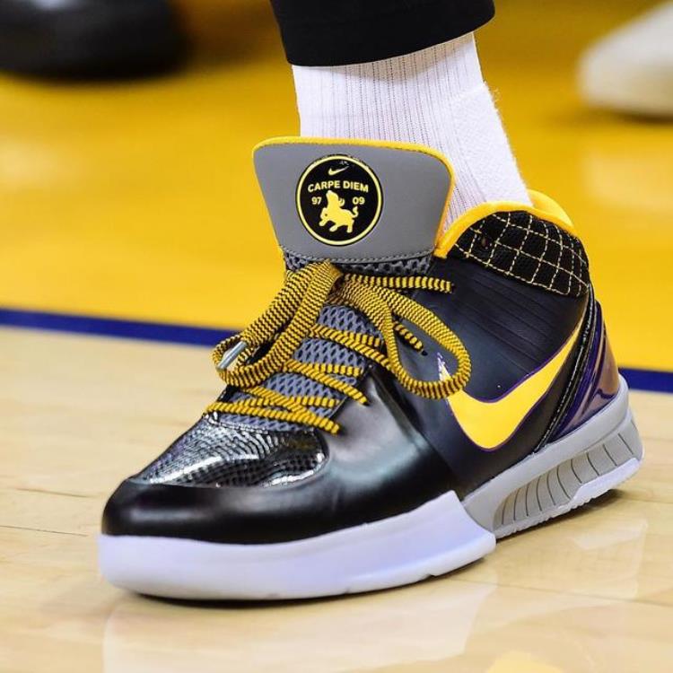 nba球员上脚球鞋「NBA球星上脚精选球员们都穿了哪些厉害的鞋三」
