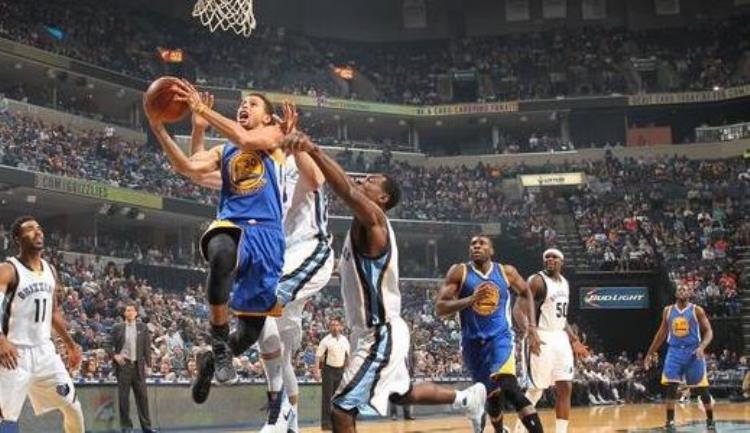 nba现役球员谁最帅「NBA现役打球最帅5人第1风骚至极哪个是你的菜」