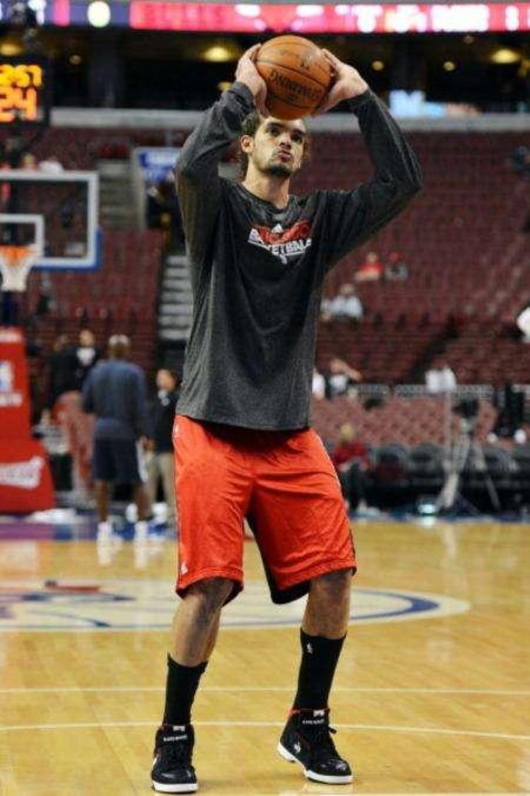 奥尼尔投篮热图「NBA5大最丑投篮诺阿三八式奥尼尔单手投篮第1丑到辣眼睛」