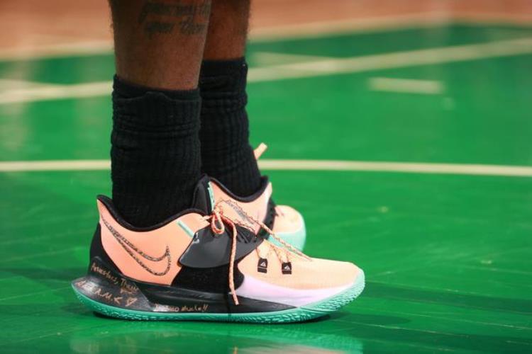 塔图姆上脚aj34「3月7日NBA球鞋上脚塔图姆上脚AJ36欧文重回绿军主场遭狂嘘」