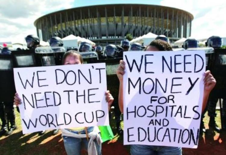 世界杯能带动国家经济吗「此大国本来很有钱但举办完世界杯后国家穷困现在是越过越差」