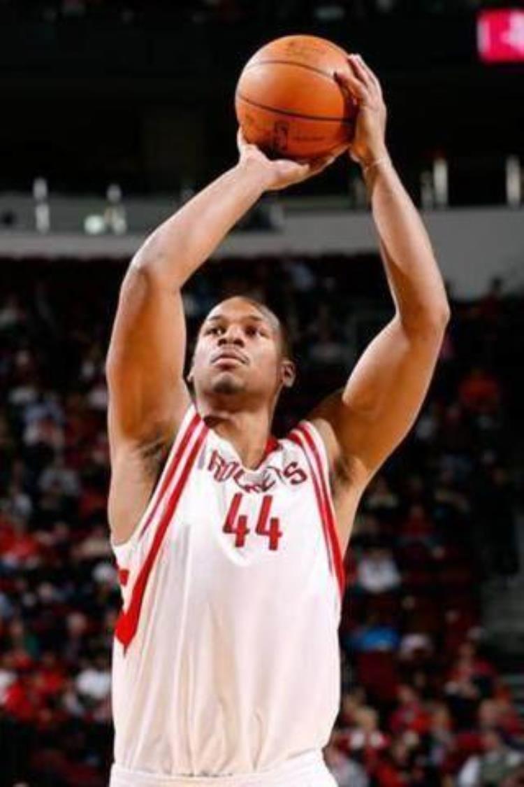 奥尼尔投篮热图「NBA5大最丑投篮诺阿三八式奥尼尔单手投篮第1丑到辣眼睛」