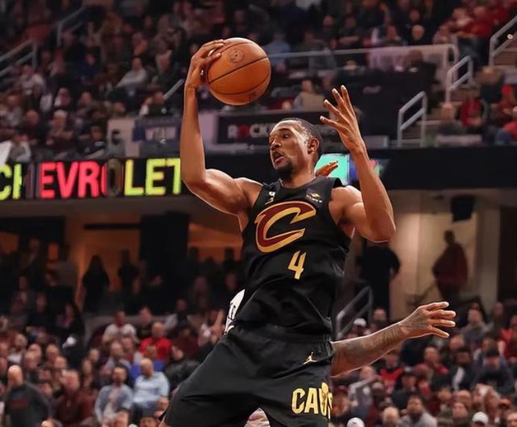 nba球员艾顿「打不了硬仗季后赛疲软的8位球星艾顿坑惨太阳水拉不值顶薪」