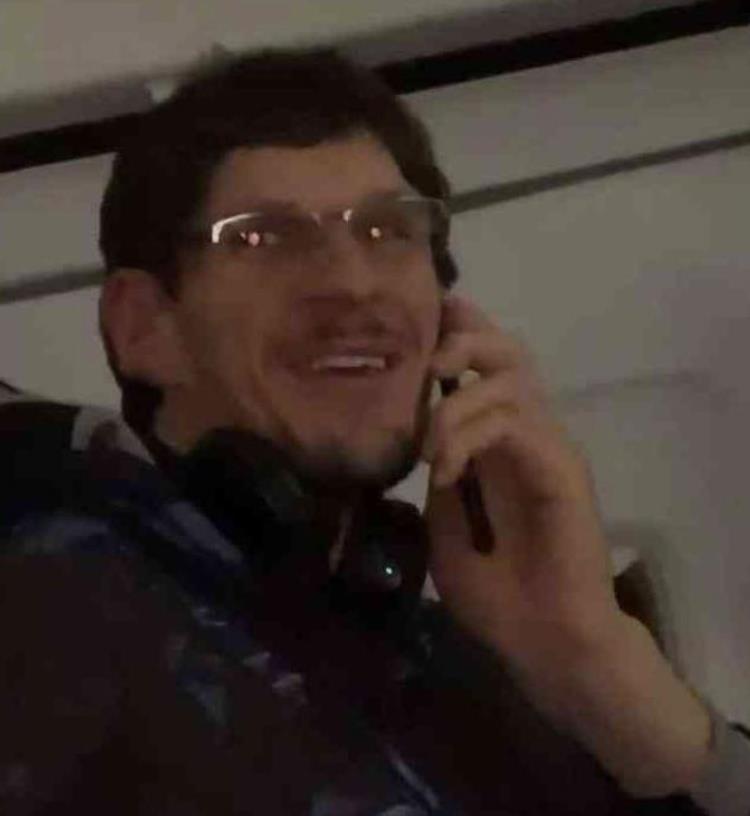 NBA球员如何玩手机小卡像玩遥控器博班像玩MP3只有KD最正常