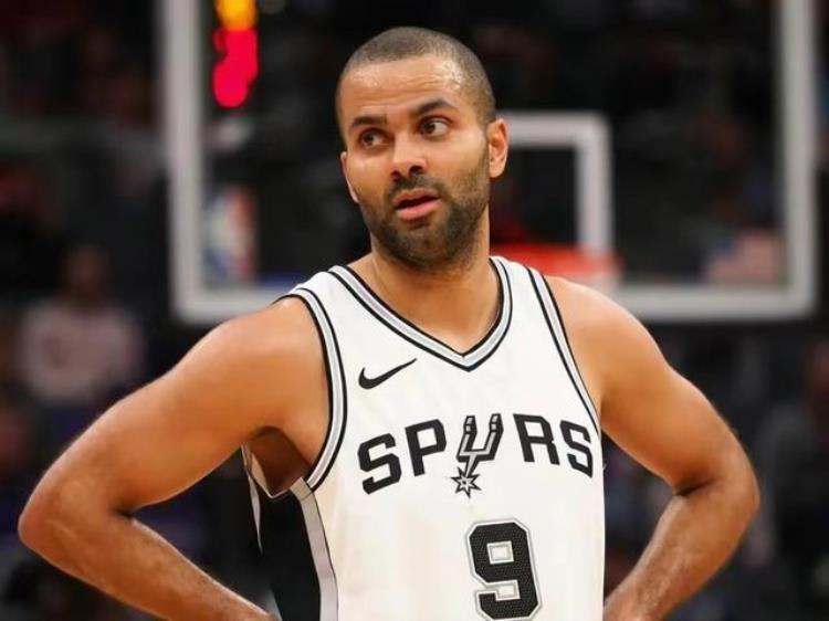 nba外籍名人堂「美媒排历史前二十外籍球星姚明未进前十纳什第五字母哥第三」