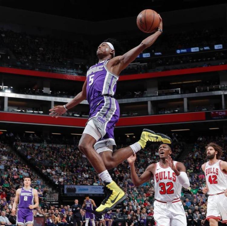 nba球员上脚球鞋「NBA球星上脚精选球员们都穿了哪些厉害的鞋三」