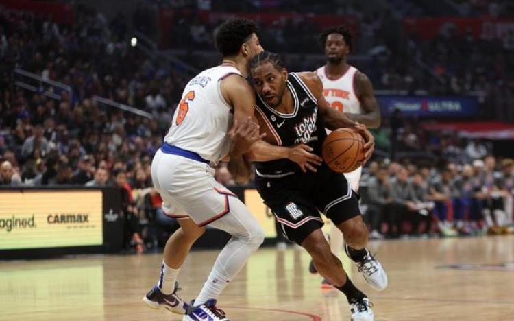 nba小卡「小卡扣疯了双星连线助飞38分威少超越刺客卢指导玩明白了」
