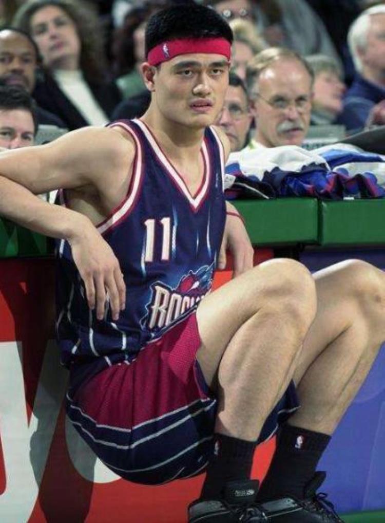 nba戴发带好看的球员「NBA戴过发带球星真不少但最好看还是这5人榜首无法超越」