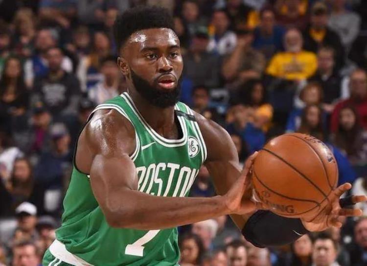 NBA历史第一高薪诞生凯尔特人5年295亿美元续约杰伦布朗