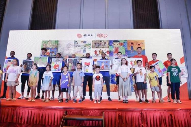 姚明 易建联「姚明易建联等一大波篮球大咖亮相南宁」