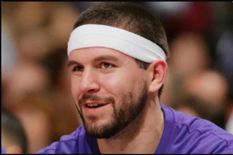 最厉害的落选秀「NBA历史上最强的五大落选秀第一是一位超级硬汉」