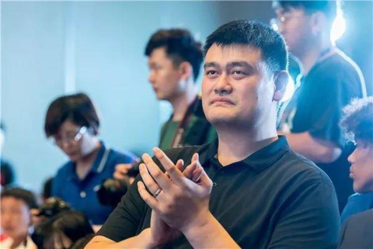 姚明 易建联「姚明易建联等一大波篮球大咖亮相南宁」