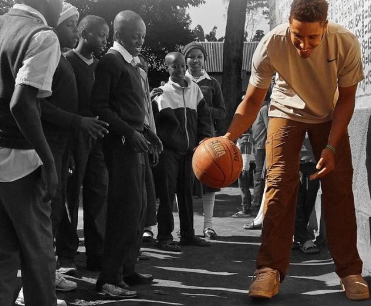 nba球星的怪癖「NBA球员中的异类放着豪宅不住住进贫民区他还想改变世界」