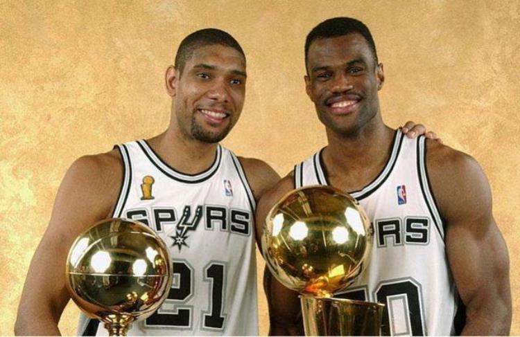 nba十大双塔「唐斯戈贝尔组双塔盘点NBA历史上10对全明星级别的双塔」