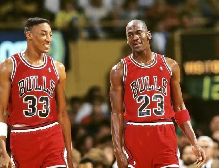 nba球员历史前十「历史前十球星最出色赛季是哪年邓肯03年一夫当关詹皇是16年」