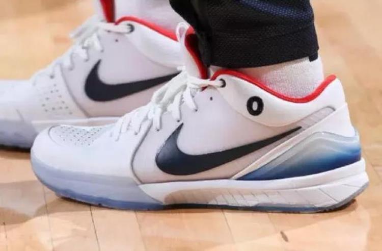 李宁音速7时候脚宽的人吗「NBA球员今日上脚2双李宁音速7赛斯库里穿Curry6」