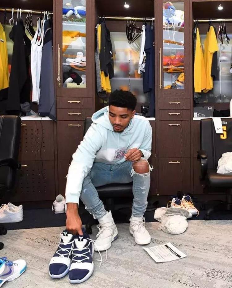 李宁音速7时候脚宽的人吗「NBA球员今日上脚2双李宁音速7赛斯库里穿Curry6」